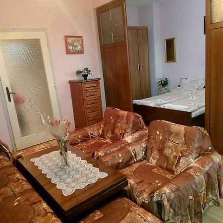 Апартамент Панорамна Гледка Tryavna Exterior foto